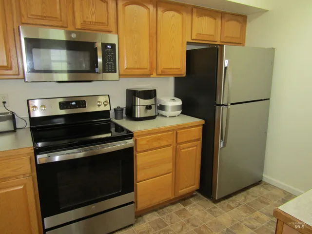 $990,000 | 571-579 West Idaho Avenue, Meridian, ID 83642