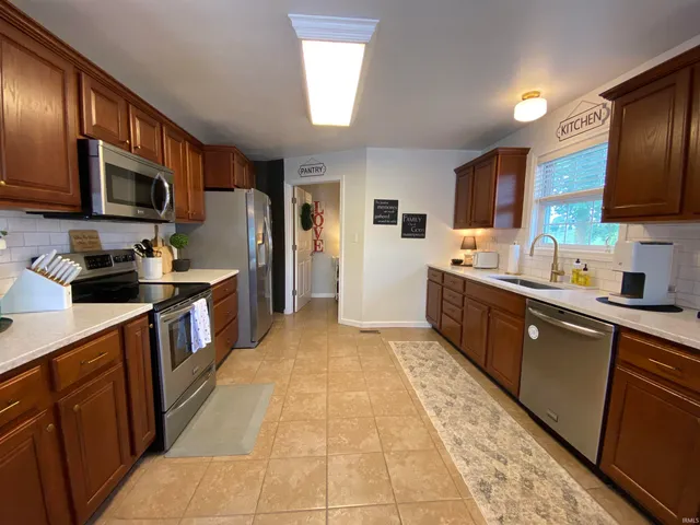 $380,000 | 628 Fellowship Drive, Bedford, IN 47421