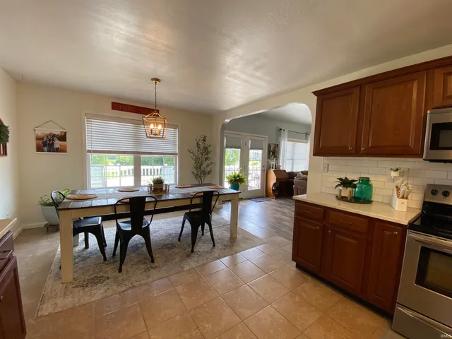 $380,000 | 628 Fellowship Drive, Bedford, IN 47421