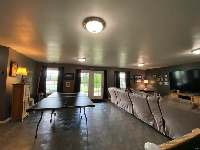 $380,000 | 628 Fellowship Drive, Bedford, IN 47421