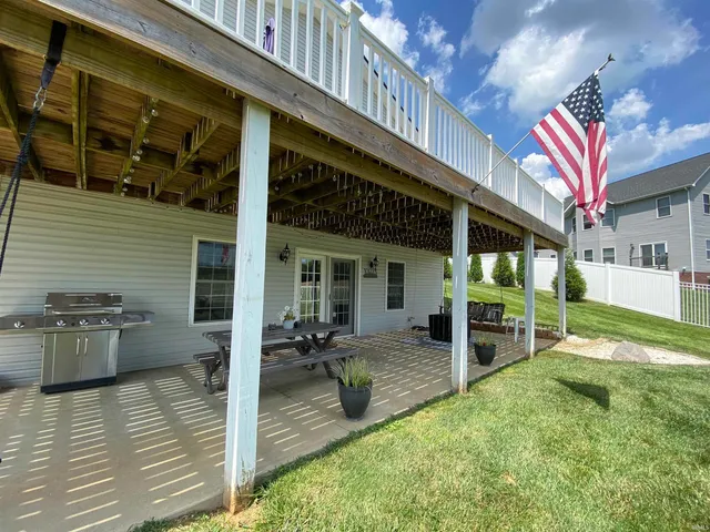 $380,000 | 628 Fellowship Drive, Bedford, IN 47421