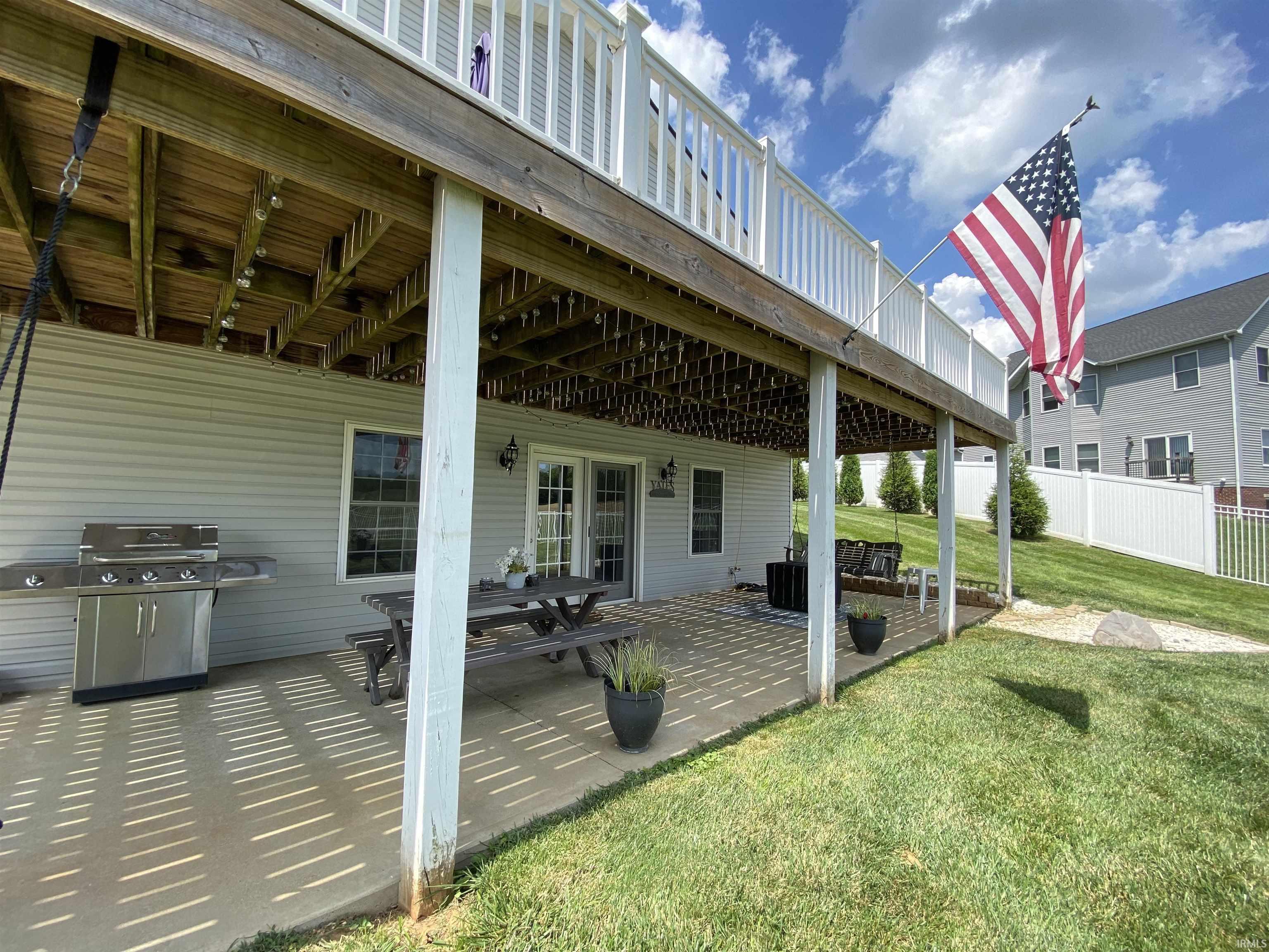 628 Fellowship Drive Bedford, IN 47421 - Photo 31 of 36