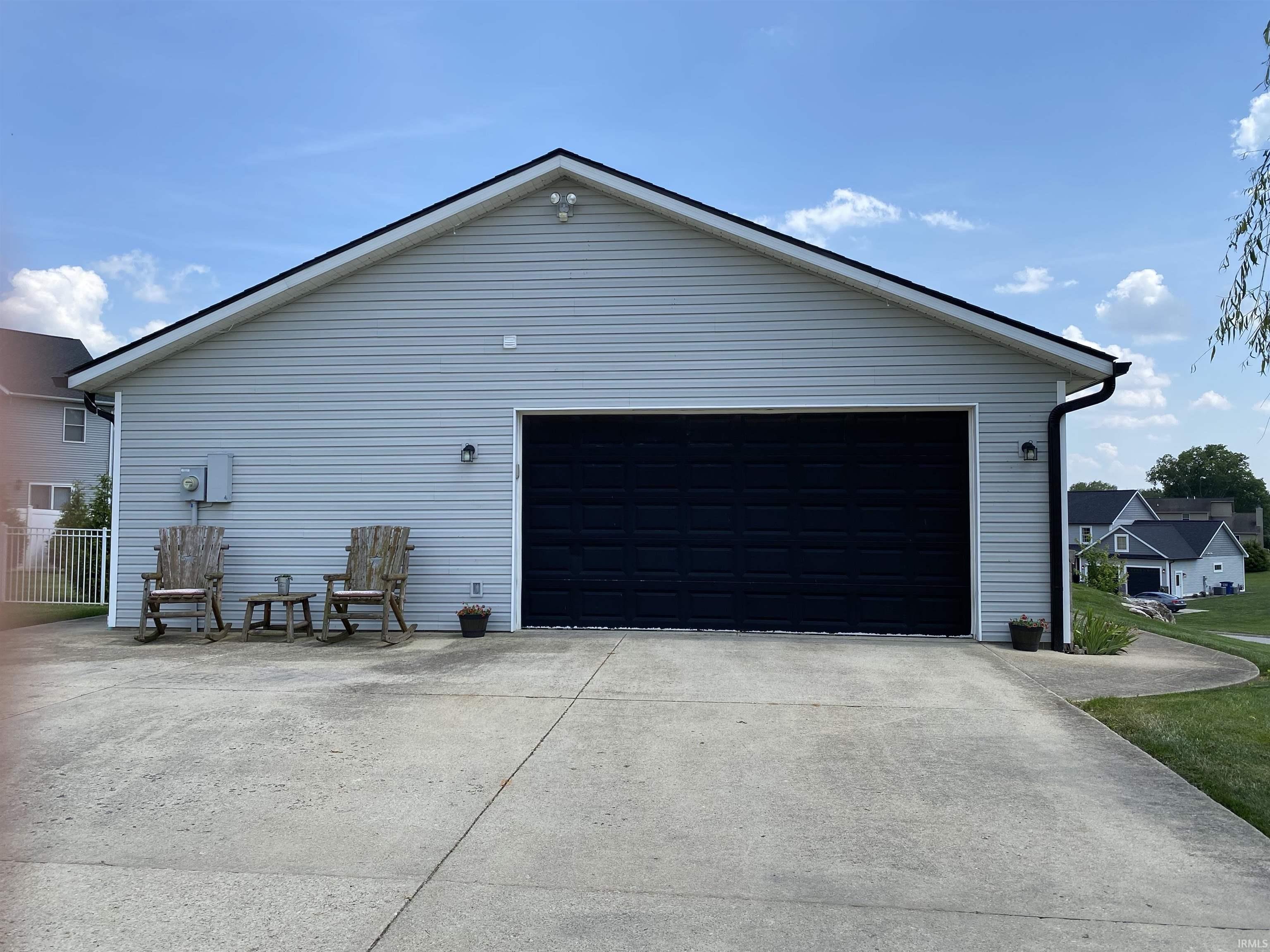 628 Fellowship Drive Bedford, IN 47421 - Photo 35 of 36