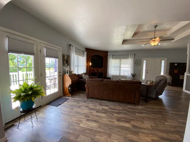 $380,000 | 628 Fellowship Drive, Bedford, IN 47421