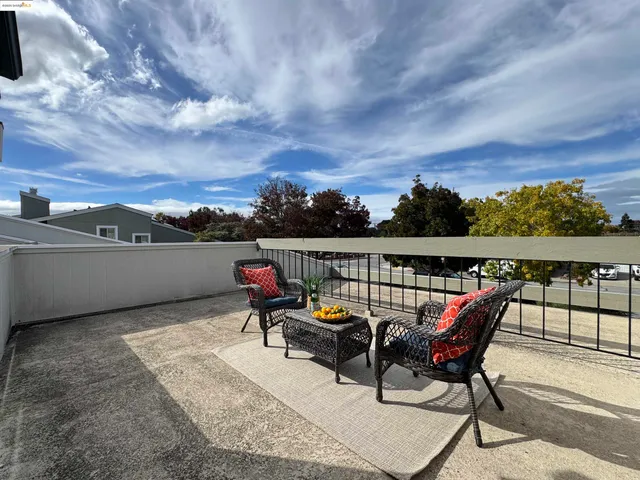 $1,198,000 | 3365 Los Prados Street, San Mateo, CA 94403