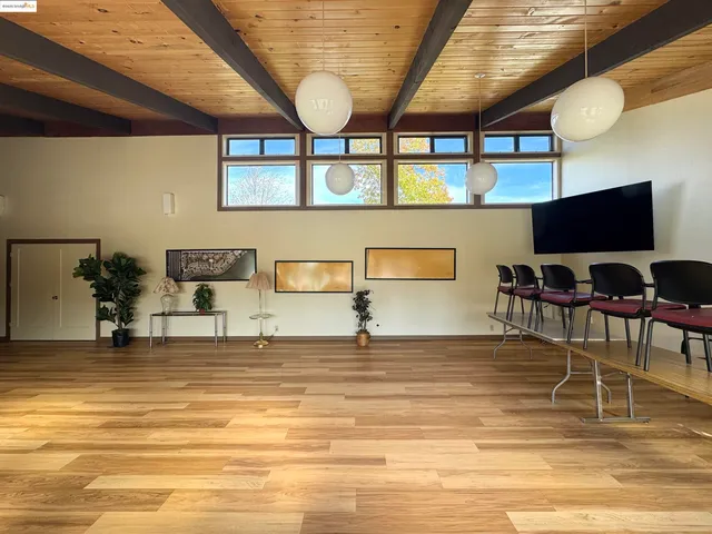 $1,198,000 | 3365 Los Prados Street, San Mateo, CA 94403