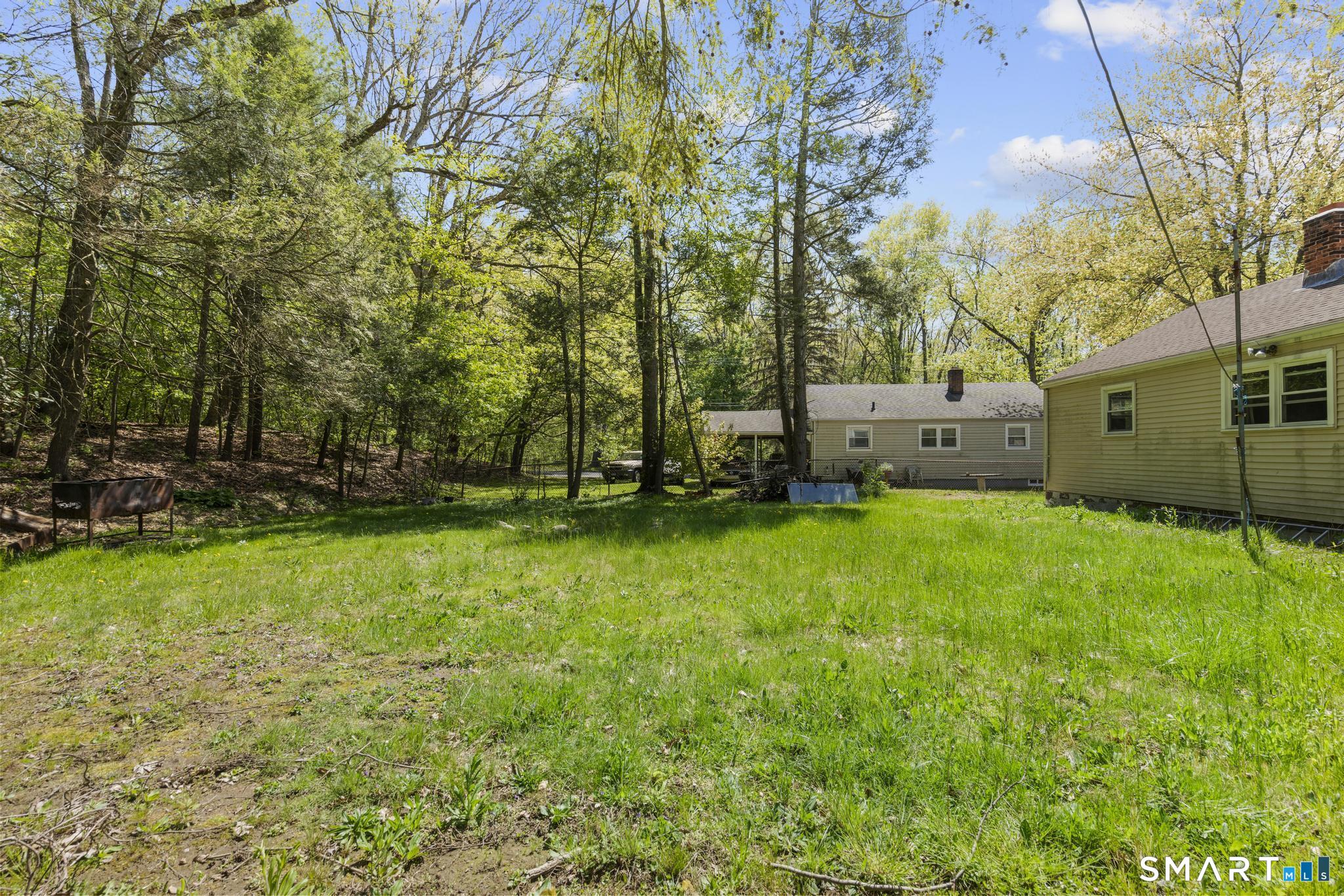 4 Mayfair Road Bloomfield, CT 06002 - Photo 5 of 26