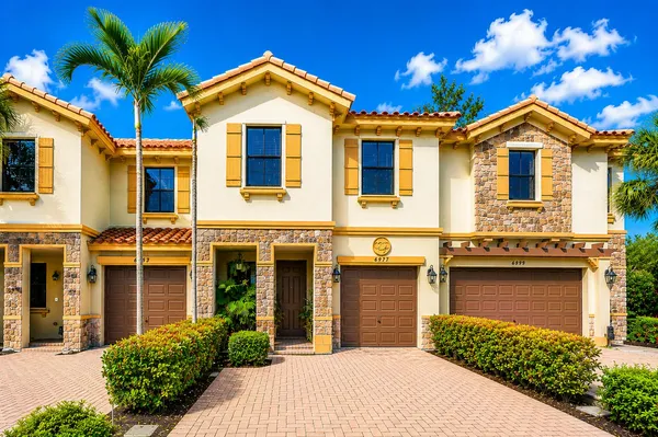 $490,000 | 6977 Broadland Way, Pompano Beach, FL 33073