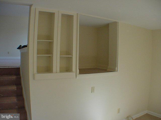 10306 Leslie Street Silver Spring, MD 20902 - Photo 7 of 21 Family Room