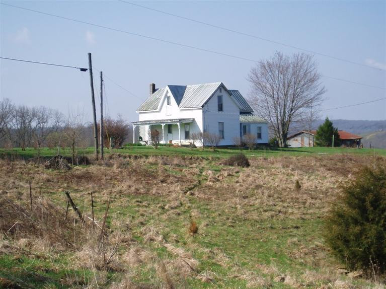 692 Jacobs Road Brooksville, KY 41004 - Photo 9 of 23 Gallery Image 9