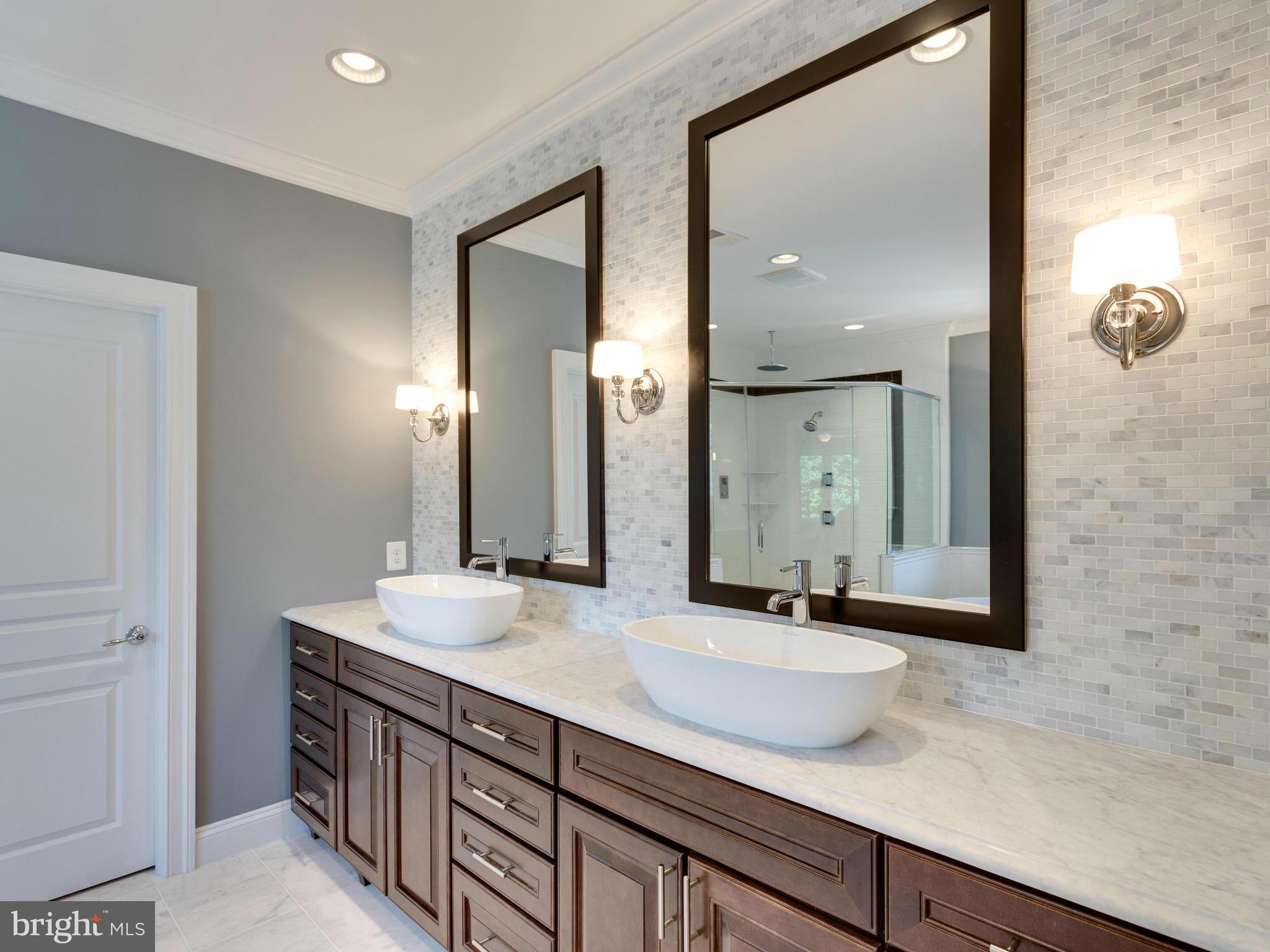 3812 Maple Hill Road Fairfax, VA 22033 - Photo 17 of 30 Bath (Master)