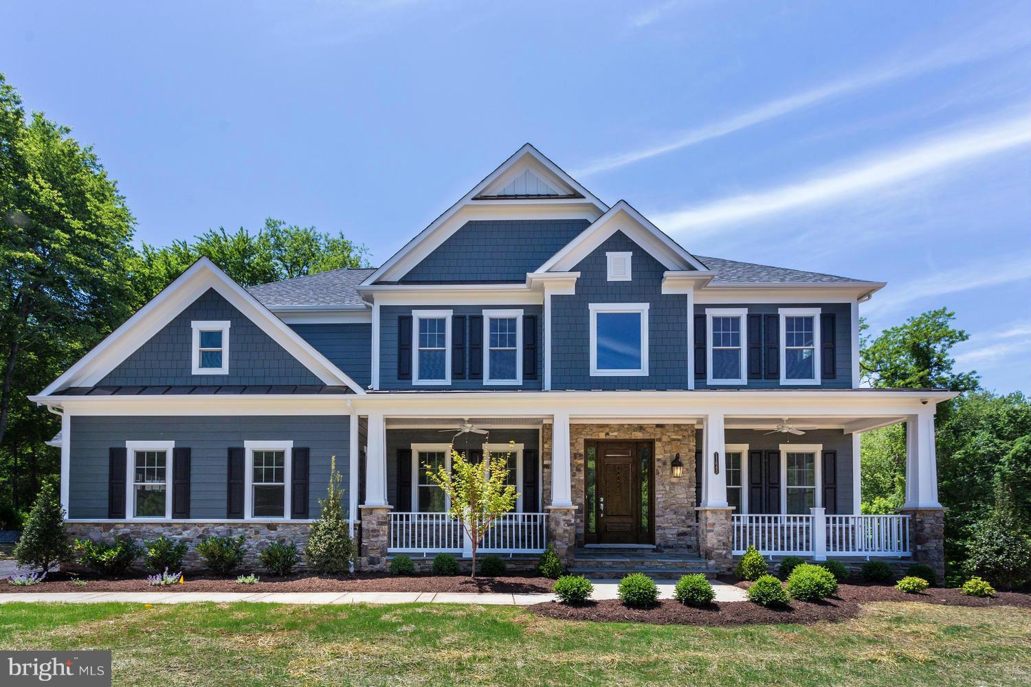 3812 Maple Hill Road Fairfax, VA 22033 - Photo 3 of 30 Exterior (Front)