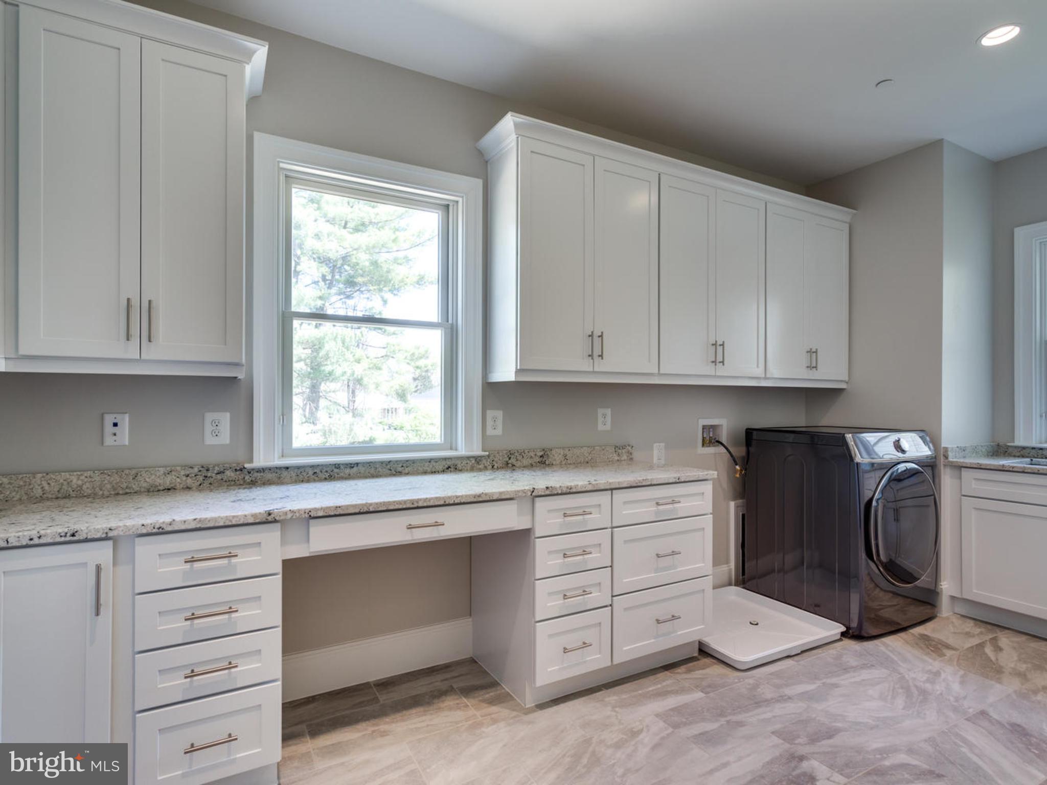 3812 Maple Hill Road Fairfax, VA 22033 - Photo 25 of 30 Laundry/ Mudroom