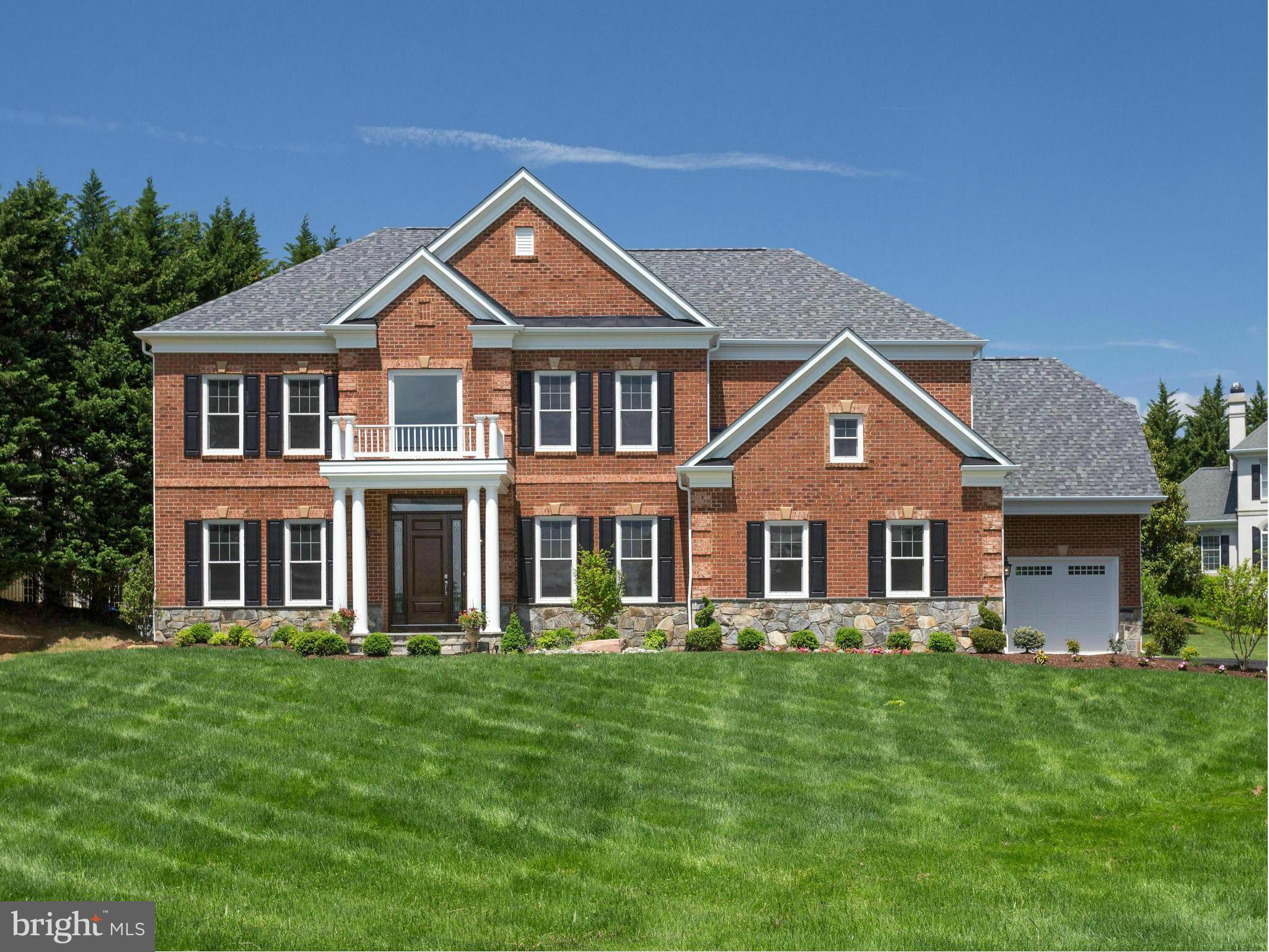 3812 Maple Hill Road Fairfax, VA 22033 - Photo 4 of 30 Exterior (Front)