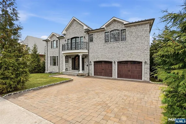 $2,395,000 | 405 Liberty Road, Englewood, NJ 07631
