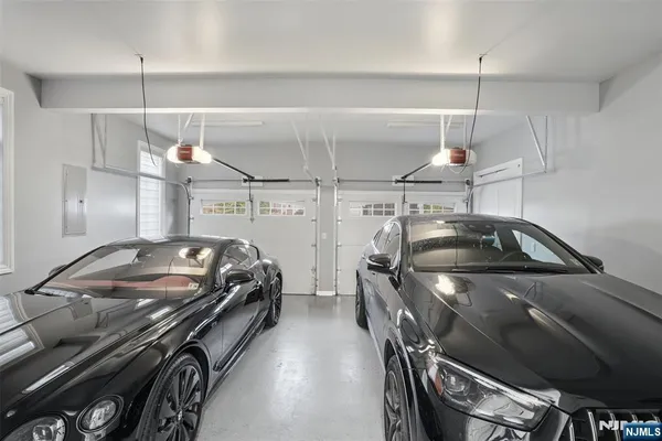 $2,395,000 | 405 Liberty Road, Englewood, NJ 07631