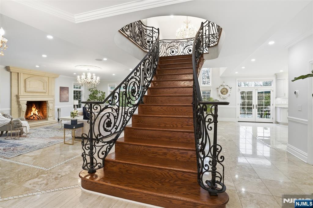 405 Liberty Road Englewood, NJ 07631 - Photo 4 of 37