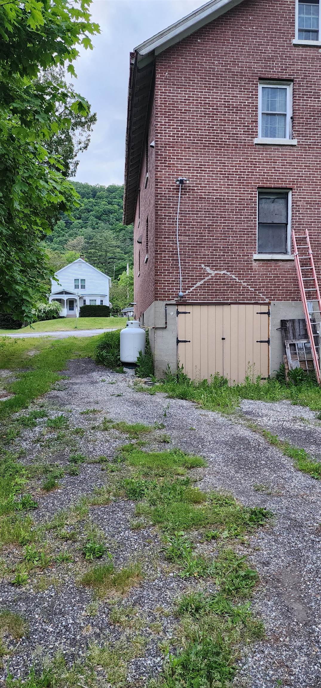 36 West Street Proctor, VT 05765 - Photo 31 of 37