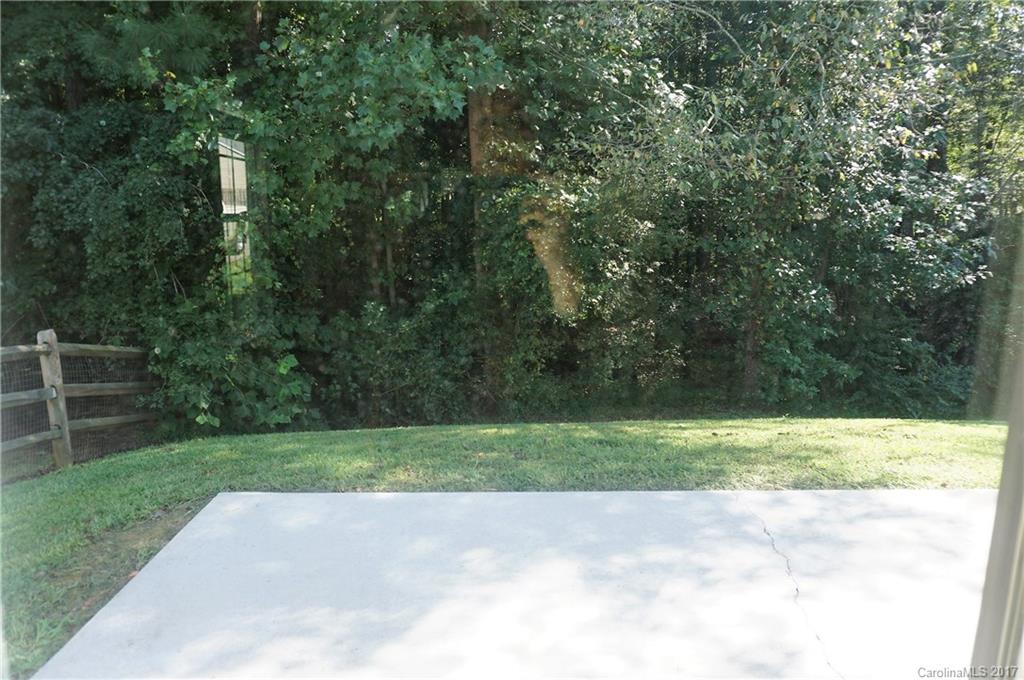 1742 Summit Ridge Lane Kannapolis, NC 28083 - Photo 4 of 20 Gallery Image 4