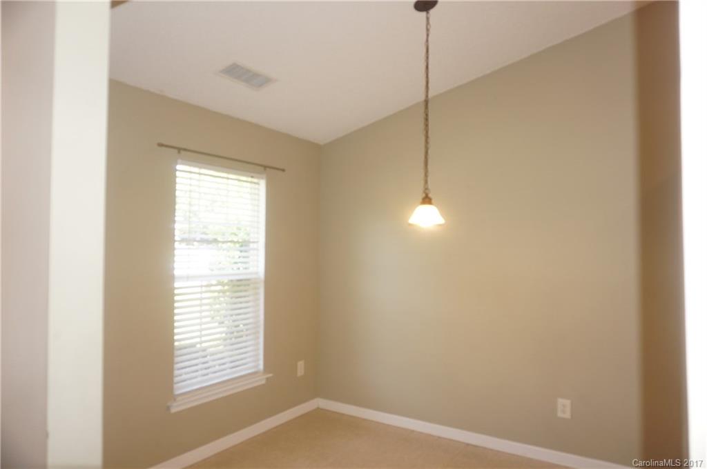 1742 Summit Ridge Lane Kannapolis, NC 28083 - Photo 5 of 20 Gallery Image 5