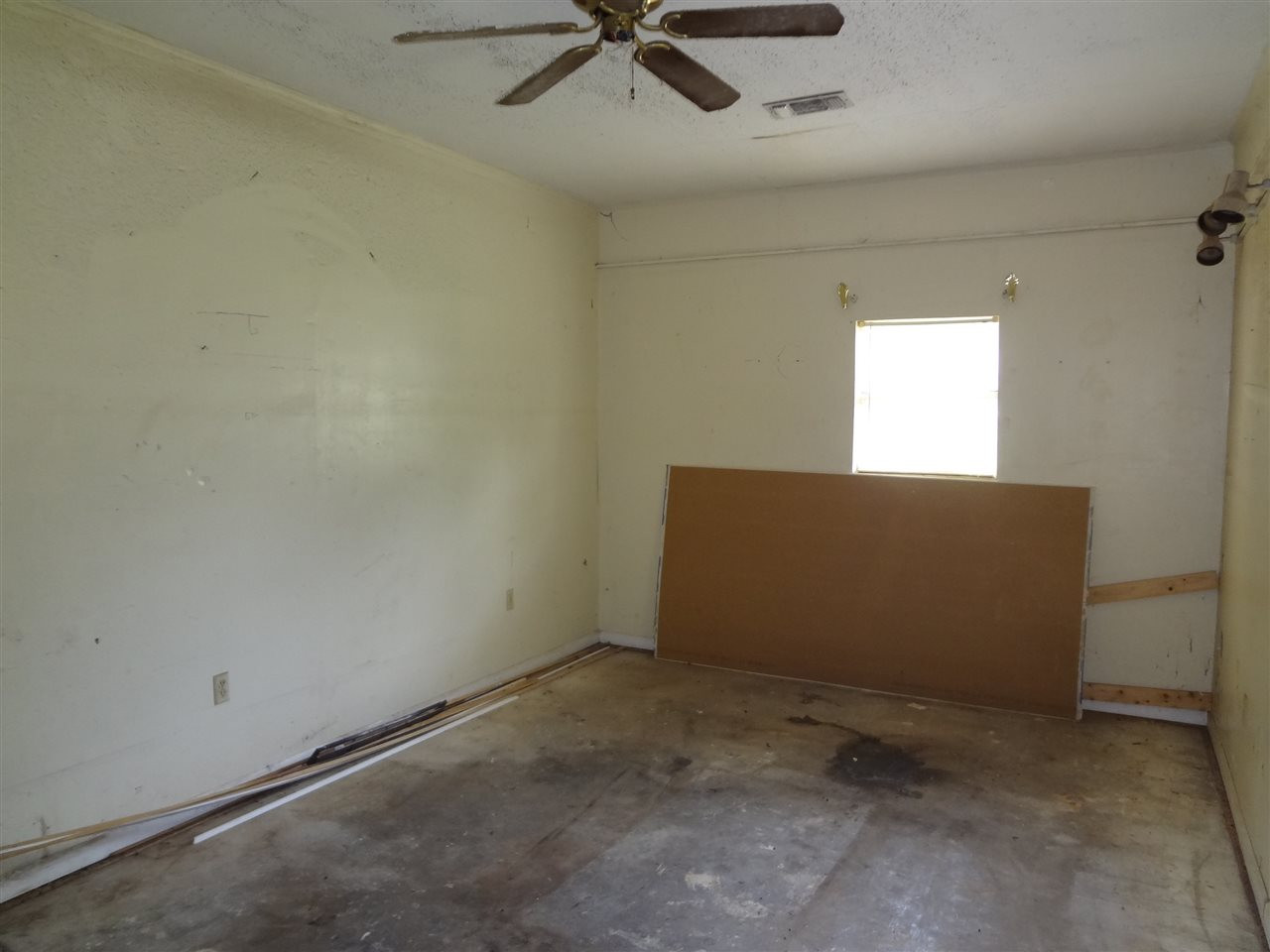 5750 Angle Street Jackson, MS 39206 - Photo 3 of 25 Photo 3