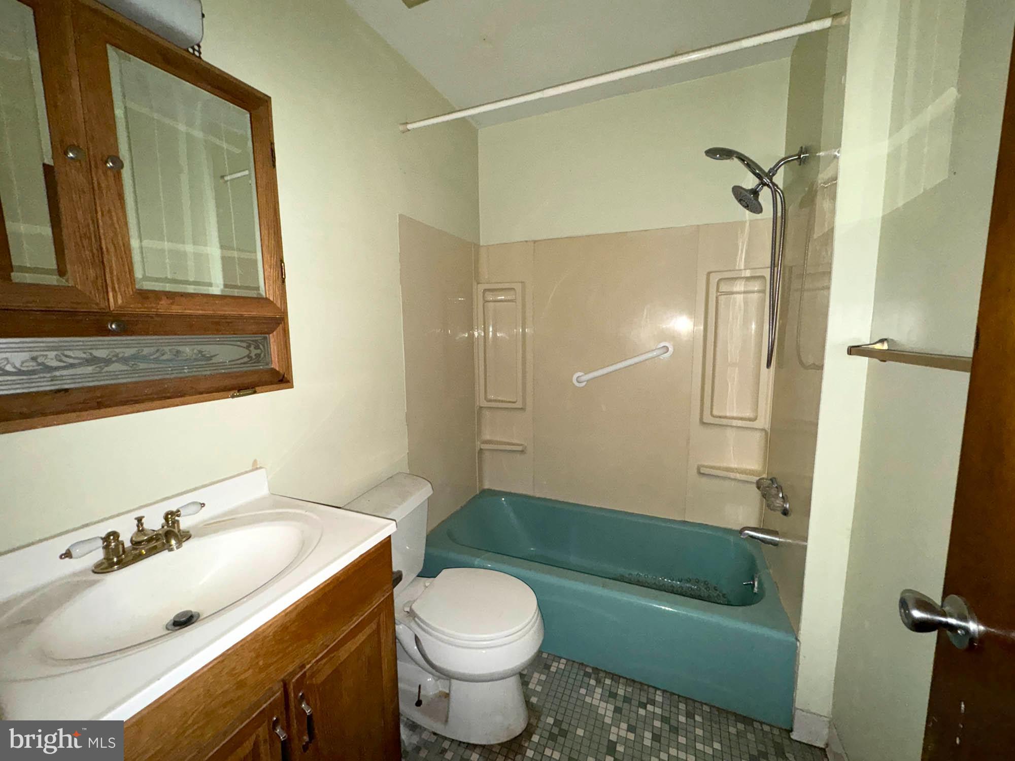 8479 Bussenius Road Pasadena, MD 21122 - Photo 21 of 27