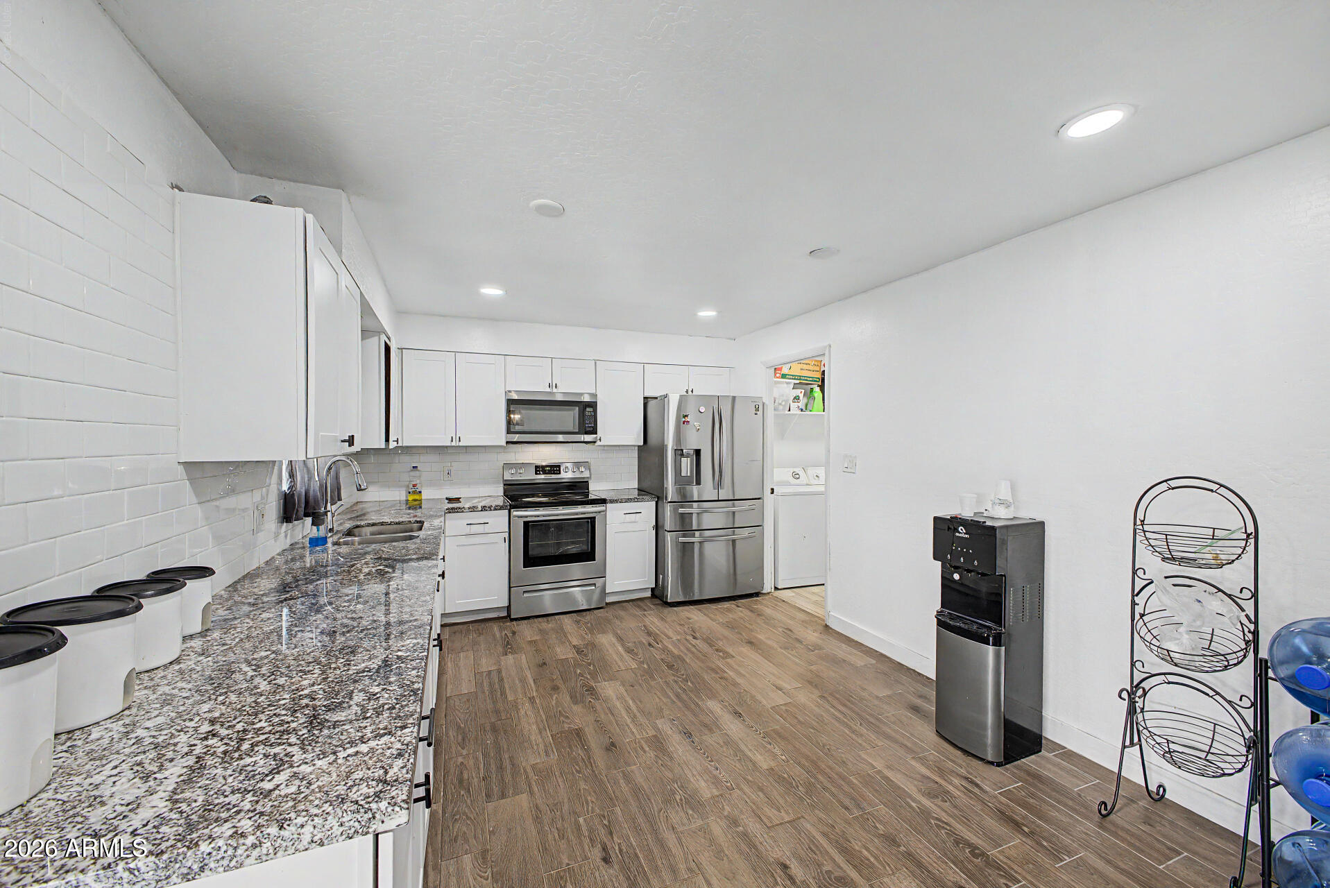 4923 West Granada Road Phoenix, AZ 85035 - Photo 17 of 32 13 - Granada
