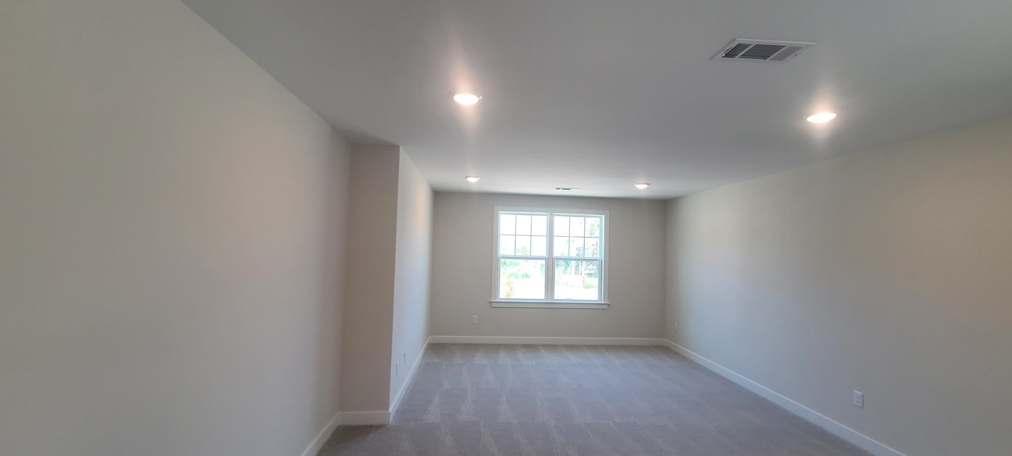 501 Halle Park Drive Collierville, TN 38017 - Photo 25 of 37 an empty room with a window