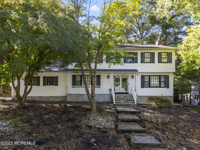 $925,000 | 34 Brookside Circle, Marlboro, NJ 07746