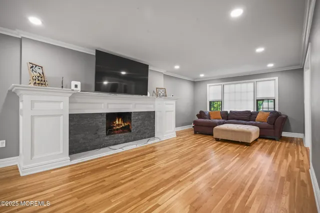 $925,000 | 34 Brookside Circle, Marlboro, NJ 07746