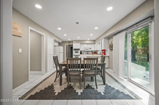 $925,000 | 34 Brookside Circle, Marlboro, NJ 07746