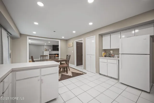 $925,000 | 34 Brookside Circle, Marlboro, NJ 07746