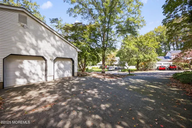 $925,000 | 34 Brookside Circle, Marlboro, NJ 07746