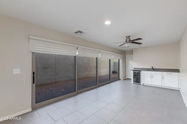 $3,800 | 17644 North 77th Place, Scottsdale, AZ 85255