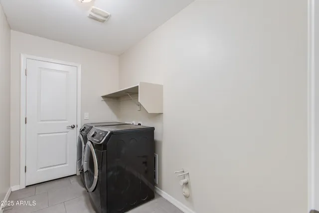 $3,800 | 17644 North 77th Place, Scottsdale, AZ 85255