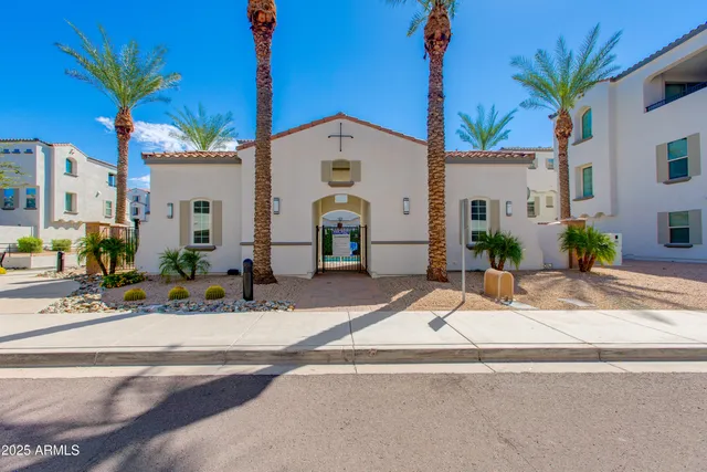 $3,800 | 17644 North 77th Place, Scottsdale, AZ 85255