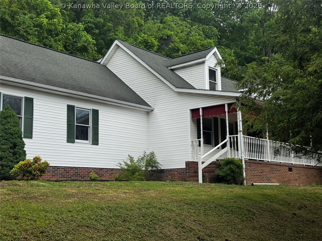 4307 McComas Road Salt Rock, WV 25559 - Photo 2 of 23 Gallery Image 2