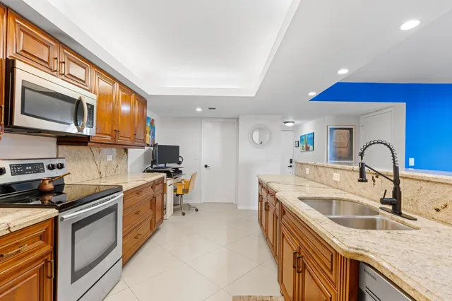 $3,100 | 825 Egret Circle, Unit 504, Delray Beach, FL 33444