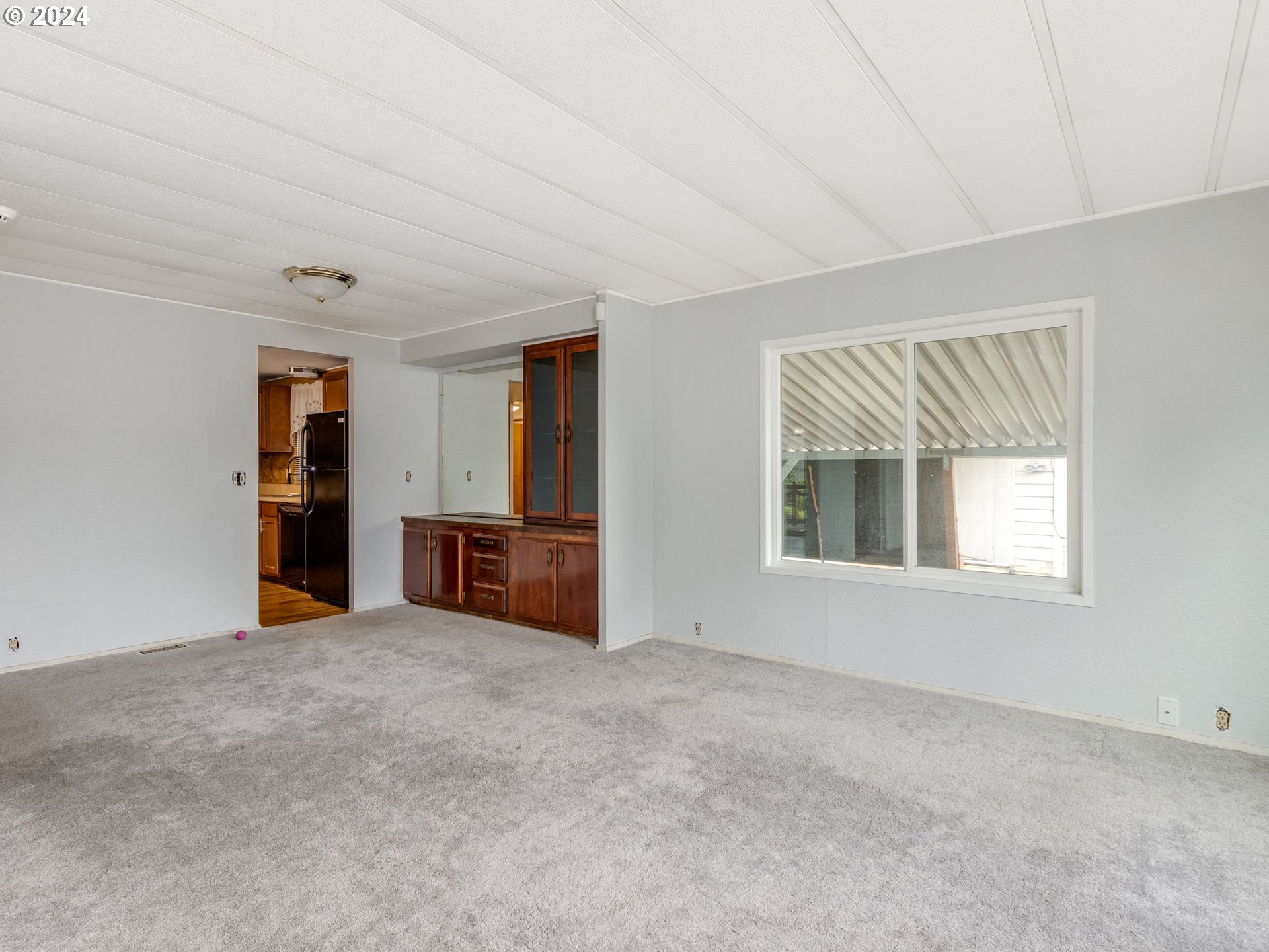 21100 Northeast Sandy Boulevard, Unit 18 Fairview, OR 97024 - Photo 15 of 34