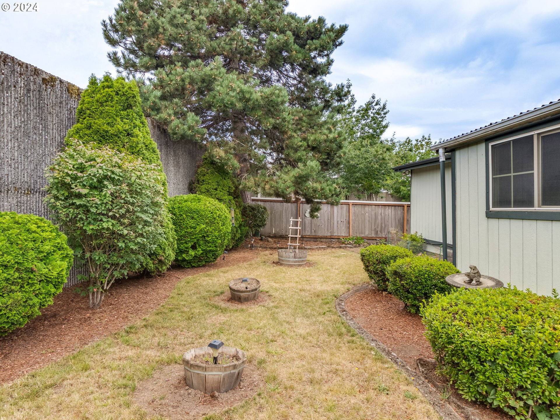 21100 Northeast Sandy Boulevard, Unit 18 Fairview, OR 97024 - Photo 34 of 34