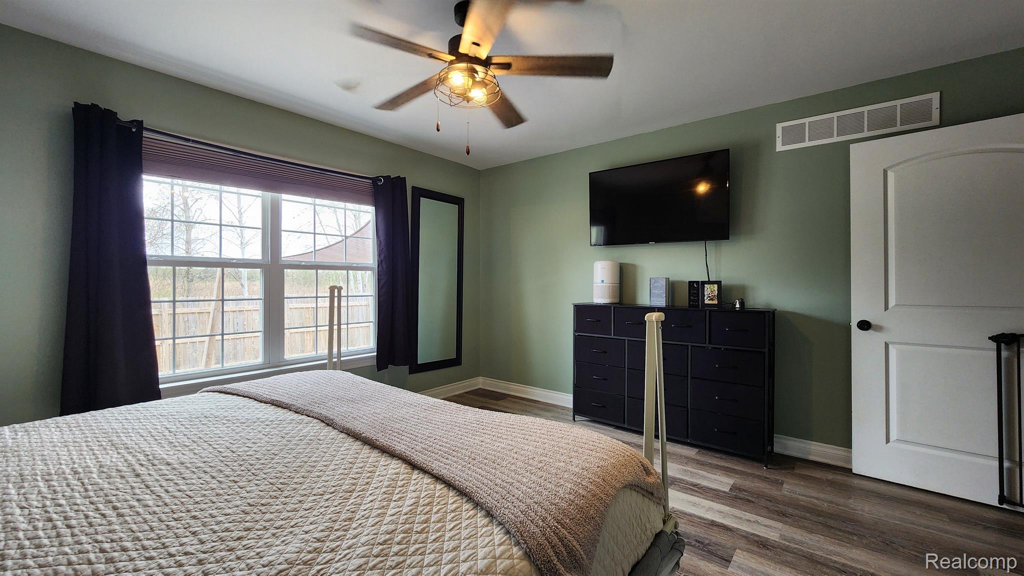 621 Range Road Smiths Creek, MI 48074 - Photo 18 of 41 Gallery Image 18