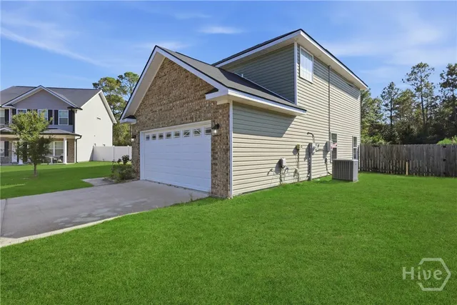 $2,550 | 732 Waterlily Court, Hinesville, GA 31313