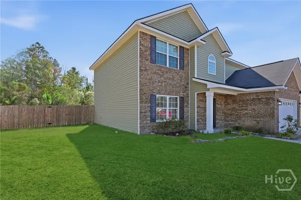 $2,550 | 732 Waterlily Court, Hinesville, GA 31313