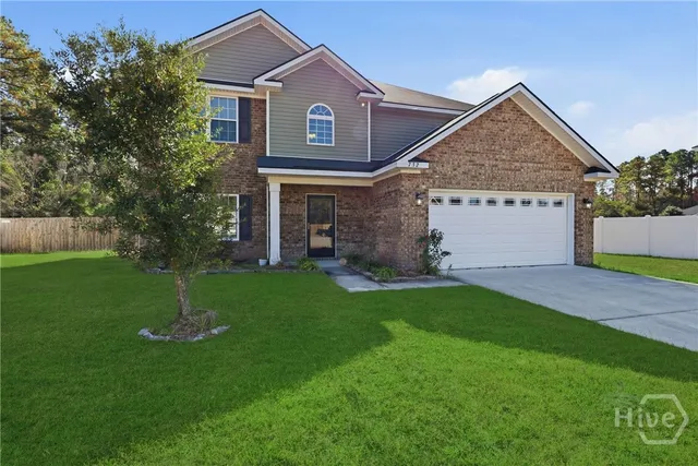 $2,550 | 732 Waterlily Court, Hinesville, GA 31313