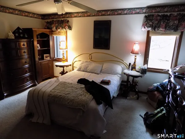 $354,900 | 9 1/2 East Tomstead Road, Simsbury, CT 06070