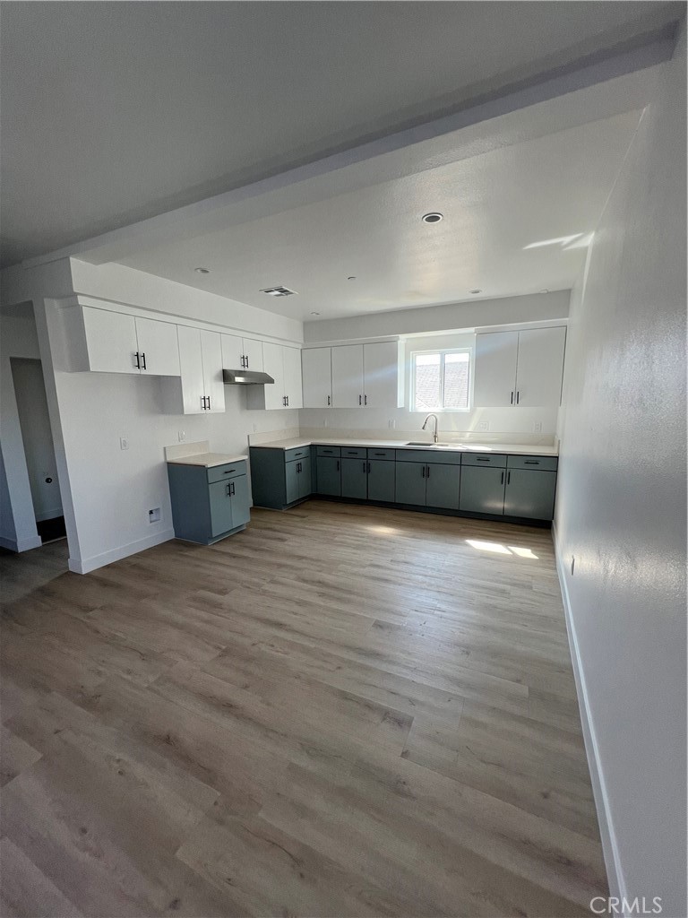 1128 South Ardmore Avenue Los Angeles, CA 90006 - Photo 19 of 30