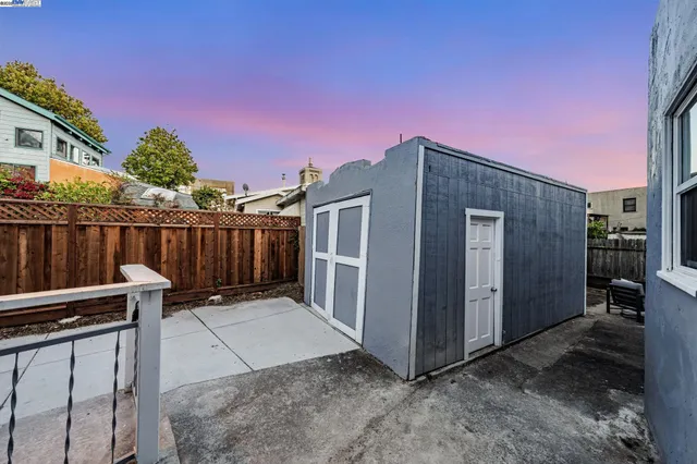 $749,999 | 1007 47th Street, Emeryville, CA 94608
