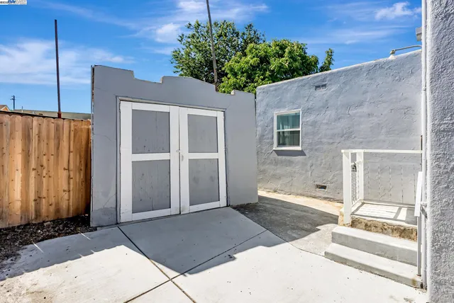 $749,999 | 1007 47th Street, Emeryville, CA 94608