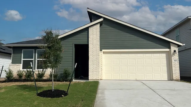 $368,000 | 135 Morning Glory Loop, Kyle, TX 78640