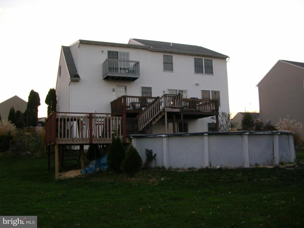 335 North New Street Lititz, PA 17543 - Photo 4 of 10